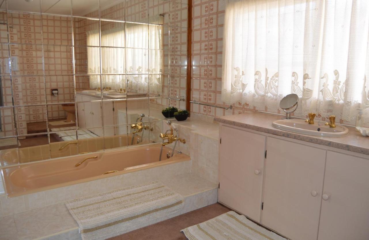 House Ebony B&B Newcastle Ngoại thất bức ảnh